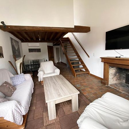 Appartement Tout Confort En Centre-Ville Cosne-Cours-Sur-Loire Exterior photo